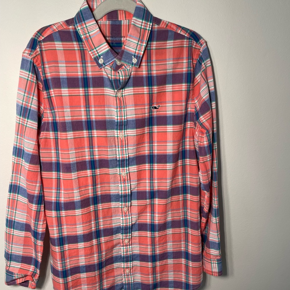 Vineyard Vines boys lightweight cotton madras woven button down.  Size M 12-14